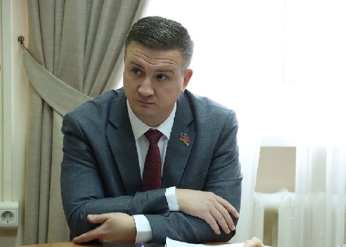 Коммунист-депутат Иван Жилищиков: Польша захотела денег от России – давайте посчитаем!